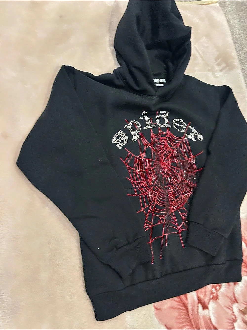 Rinestone red spider hoodie black